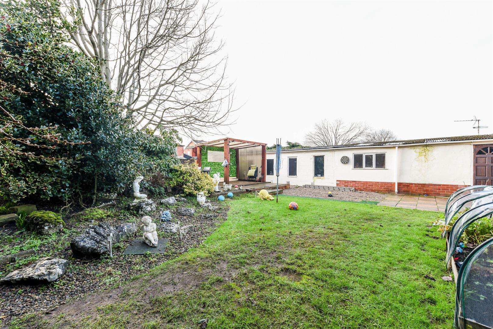 Green Drive, Preston